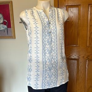 St John’s Bay Sleeveless Tunic. Size M